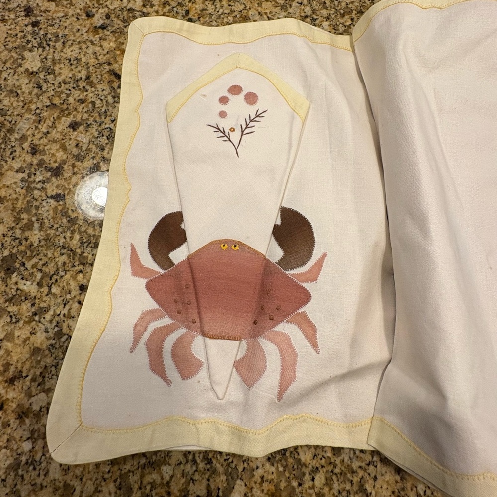 Boolehands Vintage Mid Century Handmade Crab Applique Napkins Place Mat Set of 5